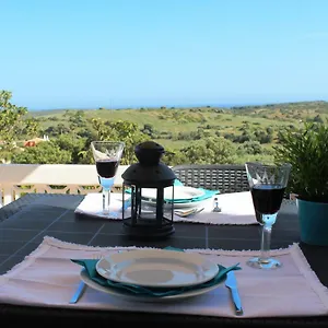 Ferienhaus Trivial Pisao - Casa De Ferias, A Sua Familia, Raposeira (Faro)